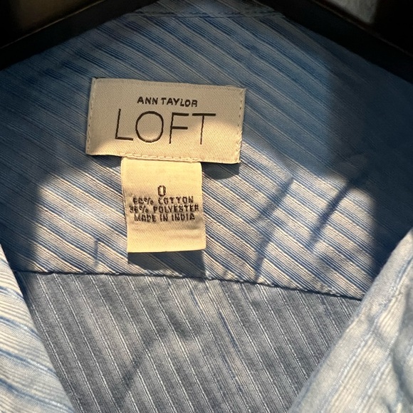 Loft button up blouse blue size 0 - Picture 2 of 4